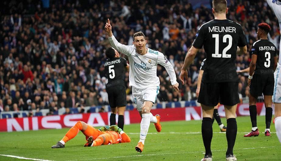  圣保利德比战火星撞地球，激情碰撞点燃球场氛围